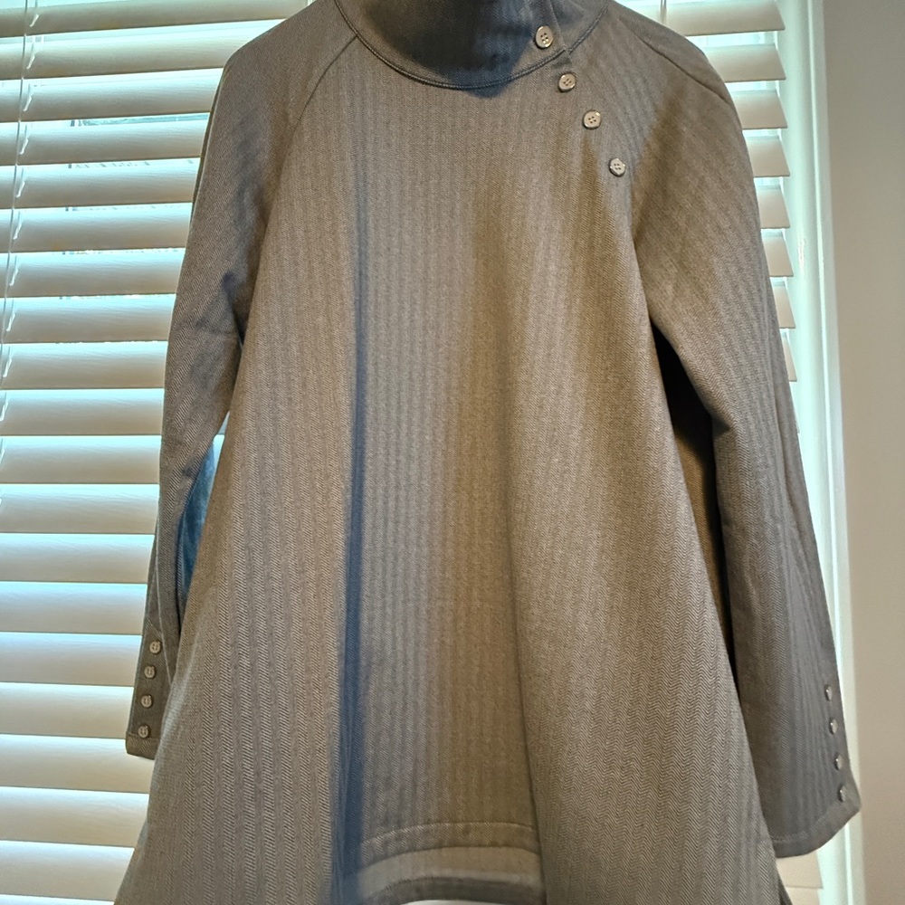 J. McLaughlin Tunic Sweater XL Like New!